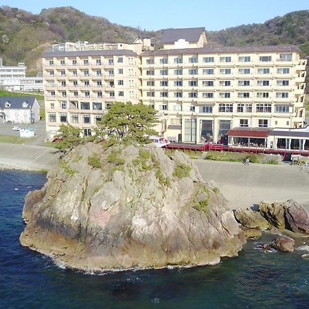Hotel Yura Onsen Yaotome Tsuruoka Esterno foto